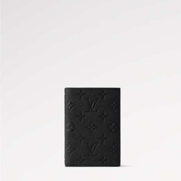 Louis Vuitton Passport Cover - Picture 1 of 5